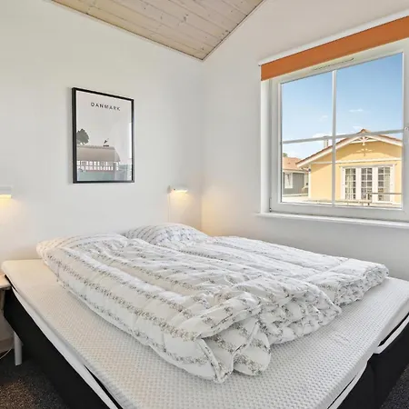 In With Sauna Nyaraló *